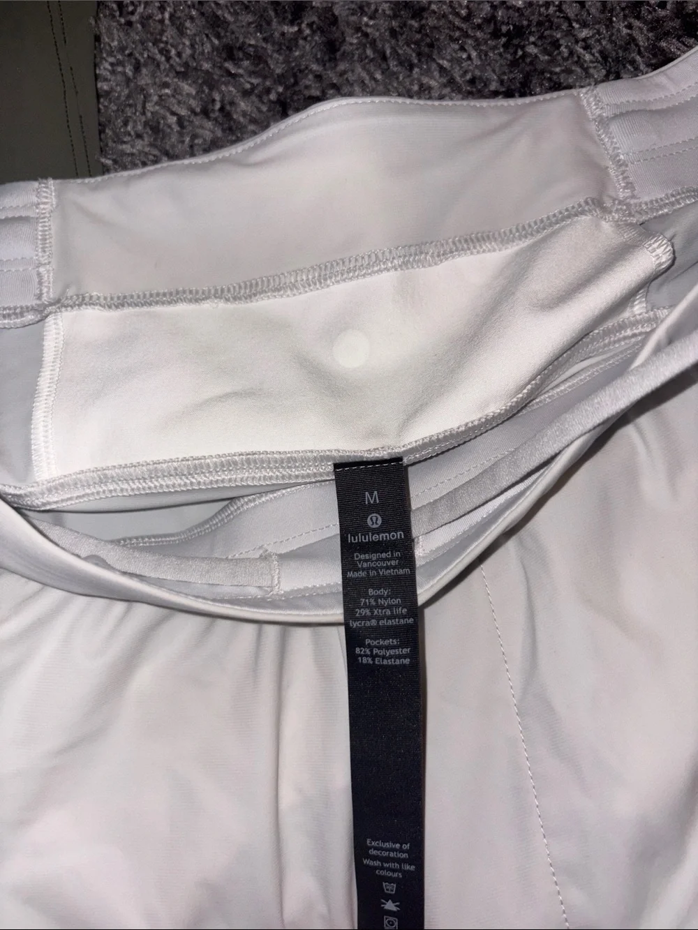 lululemon athletica Two-Tone Jogger Set - White & Olive